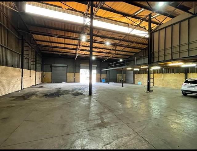 INDUSTRIAL PROPERTY TO RENT IN HENNOPSPARK